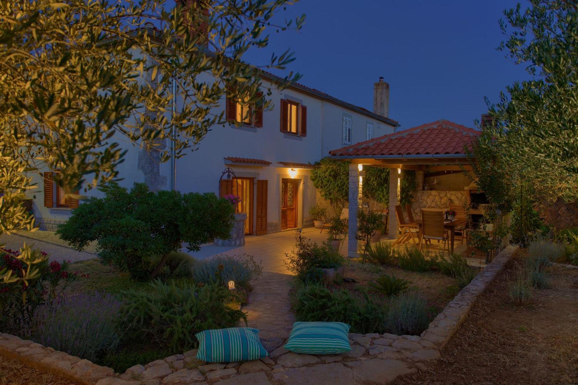 Holiday Home Lavanda Kornić المظهر الخارجي الصورة