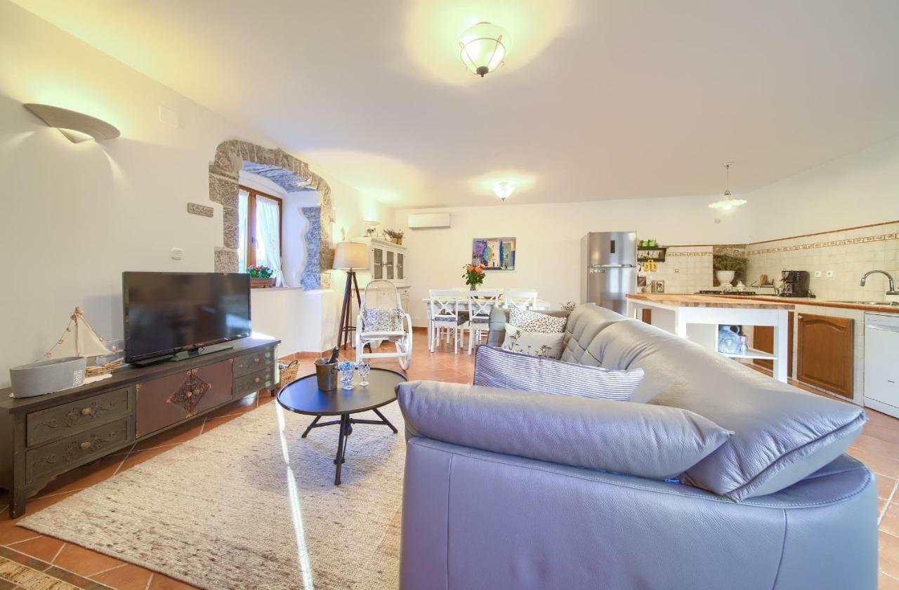 Holiday Home Lavanda Kornić المظهر الخارجي الصورة